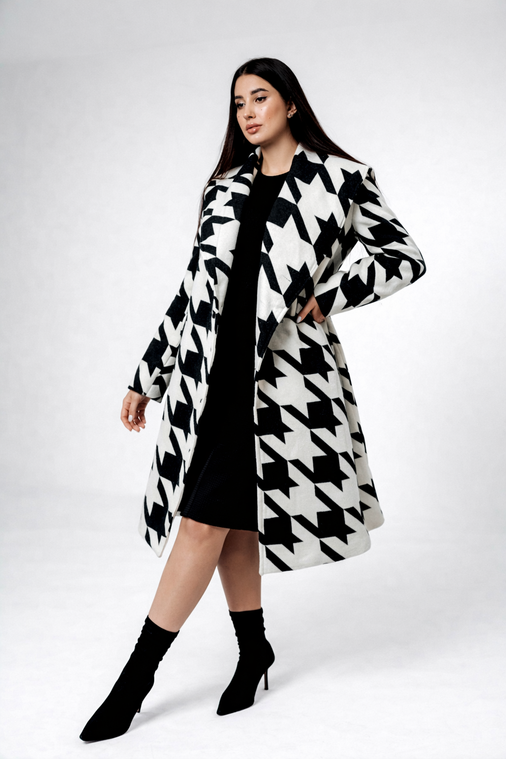 Oversized Statement Houndstooth Coat
